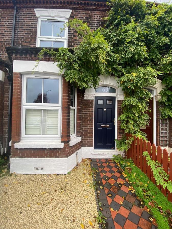 Luxurious 3 Bedroom House With Permit Parking Norwich
